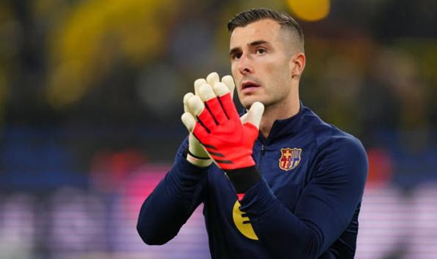 Inaki Pena: Tương lai bất định tại Barcelona, Celta Vigo chờ đón?