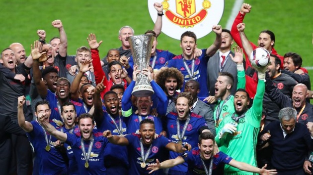Từ đỉnh vinh quang Europa League 2017 đến cuộc chiến sinh tử của MU mùa 2025/26