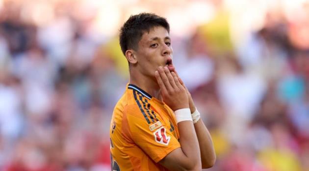 Real Madrid và Kỷ Nguyên Mới: Arda Guler - Người Kế Nghiệm của Luka Modric?