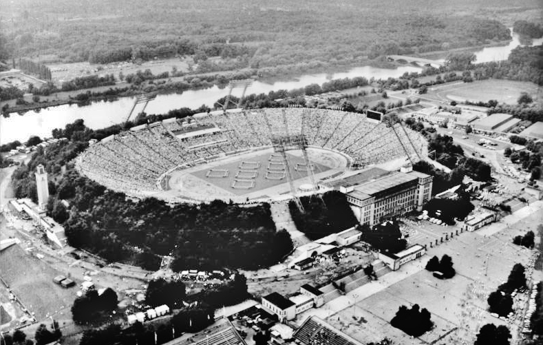 Red Bull Arena Leipzig: Huyền Thoại Phục Sinh Từ Zentralstadion
