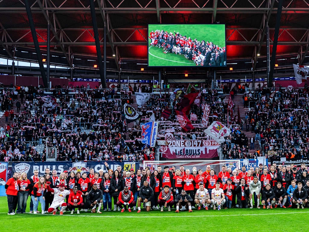 Red Bull Arena Leipzig: Huyền Thoại Phục Sinh Từ Zentralstadion